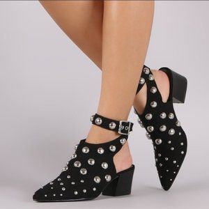 Square-01 Black suede Studded Suede Booties